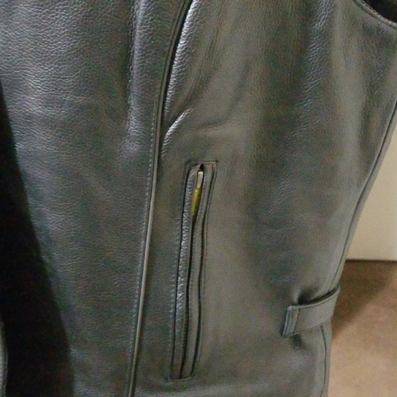 Ladies Milwaukee Leathers Vest - Picture 4 of 5